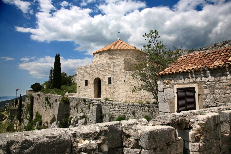 Split: Klis Fortress GOT and Olive Museum Entry Tickets - Tastings, gardens, and the Stella Croatica shop