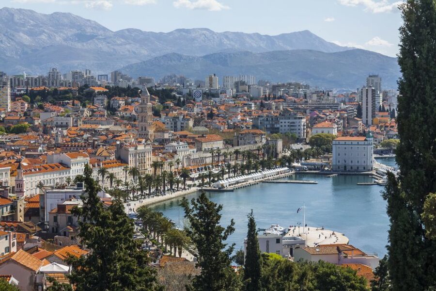 Split, Trogir and Klis Fortress: Private Tour from Dubrovnik - Trogir: a compact old town with a fine cathedral