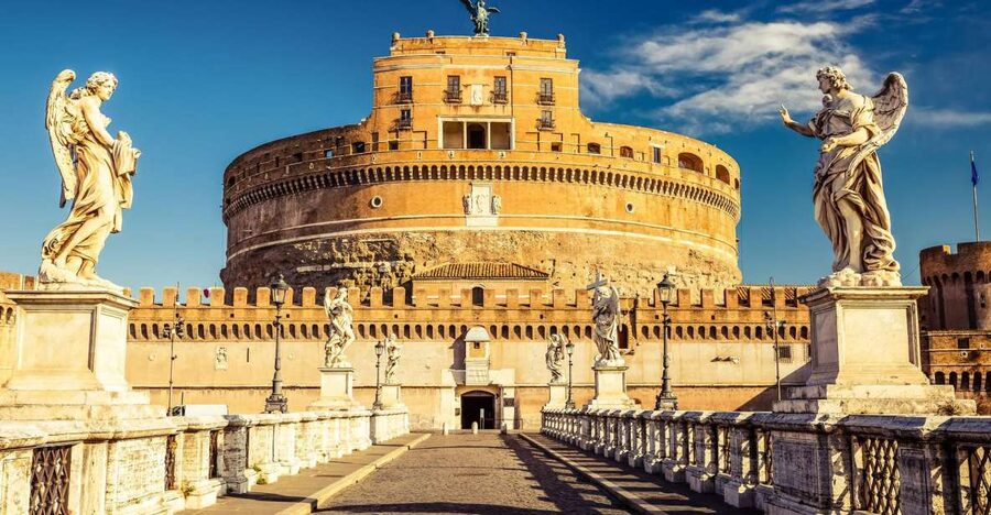 St. Angel's Castle: 2-Hour Private Tour - From Hadrians mausoleum to a medieval fortress