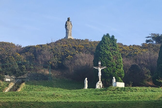 St Patrick's Centre & Burial Site + Hillsborough Castle & Gardens - Key points at a glance