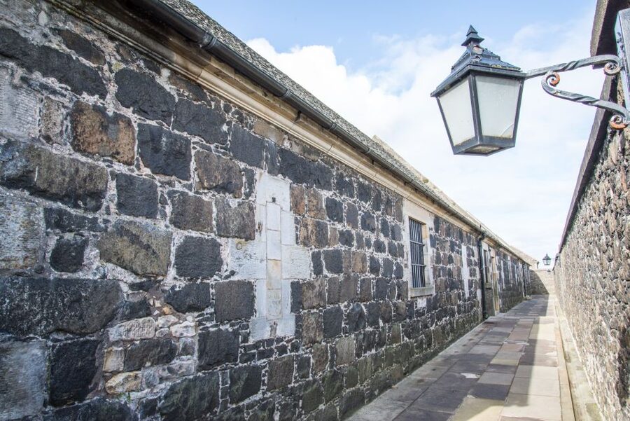 Stirling Castle, Highland Lochs & Whisky Tour from Edinburgh - Stirling Castle and the old royal capital