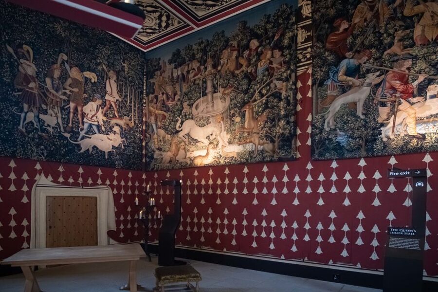 Stirling Castle: Skip-the-Line Guided Tour in Spanish - Why Stirling Castle matters in Scottish history