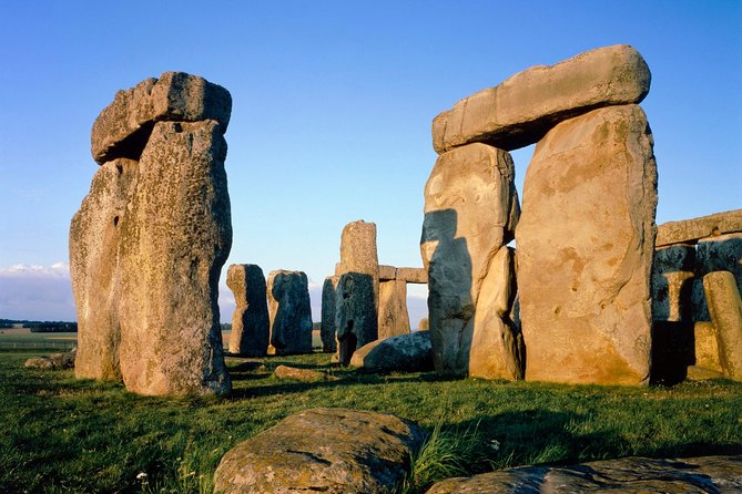 Stonehenge, Windsor Castle, and Bath from London - Three famous places, one very long day