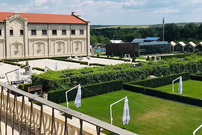 The Castle Mimi Wine Private Tour with Tasting - What the private format really adds