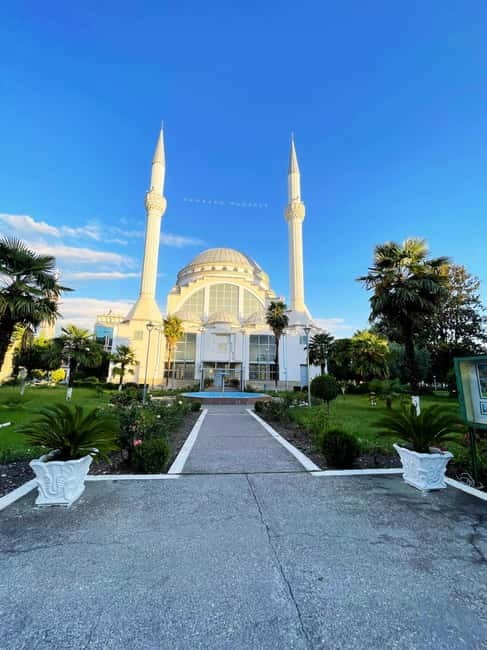 Tirana: Shkoder, Lezhe and Kruje Day Trip with Rozafa Castle - Why this northern Albania day trip works