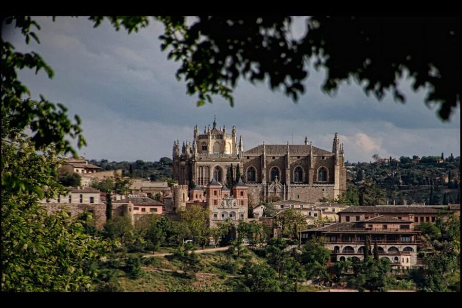 Toledo: Monumentos esenciales: Alcazar, Catedral, Sinagoga - The Jewish quarter and the Synagogue of Samuel Levi