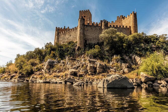 Tomar and Almourol Castle Private Tour from Lisbon - Starting with Santa Maria dos Olivais