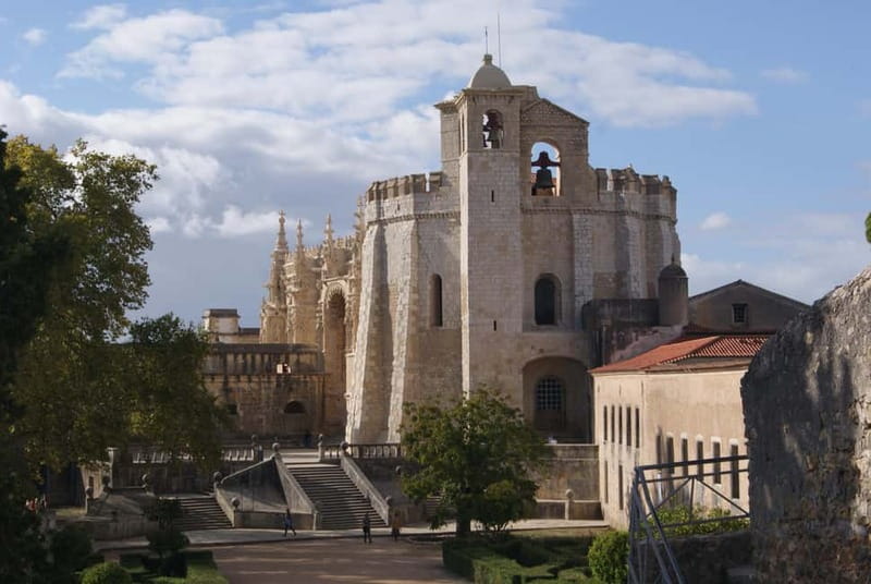 Tomar Walking Tour : Templar, Castle, Food, Ceramics, Fun! - The synagogue and Tomar’s Jewish past