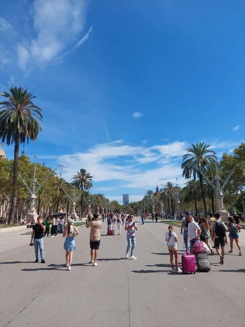 Tour of Barceloneta and the Citadel Park - From Expo gateway to seaside city