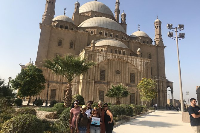 Tour to Giza Pyramids and Egyptian Museum and Citadel and Khan elkhalili - Three pyramids and one famous Sphinx at Giza