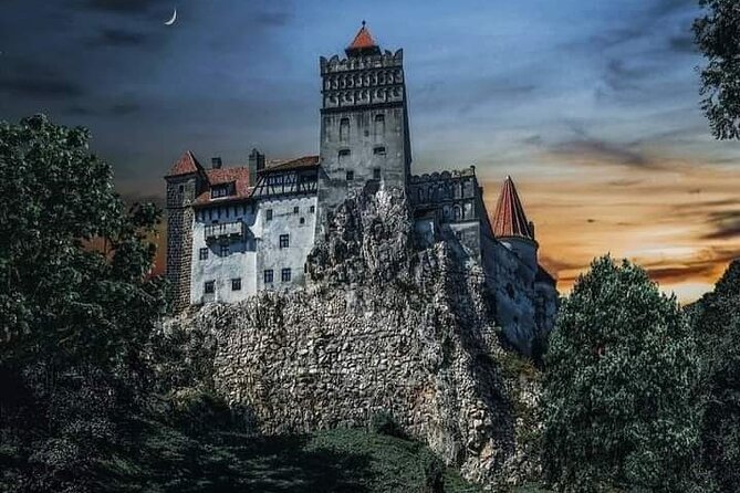 Transfer Bucharest -Brasov with Targoviste and Bran Castle visits - Key points to know before booking