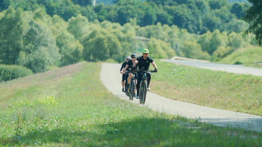 Two Castle E-Bike Tour: From Slovenia to Croatia - Veliki Tabor: towers, museum rooms, and Veronika’s story