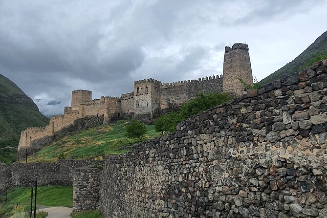 Vardzia. Lake Paravani, Khertvisi & Lomisa castle, Rabati - Who should book this southern Georgia day trip