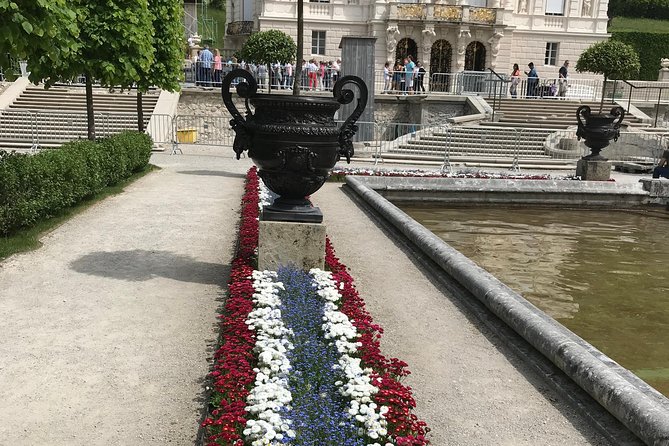 VIP Day Trip Neuschwanstein and Linderhof Castle from Munich - Lunch is flexible, but not included