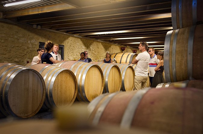Visit of the cellars of Château Gigognan with tasting - Who will enjoy Château Gigognan most?