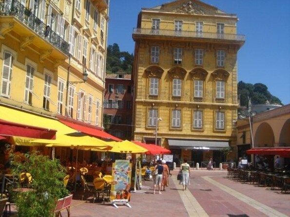 Walking tour of Nice, the old town & the Coline du Château - Key points at a glance