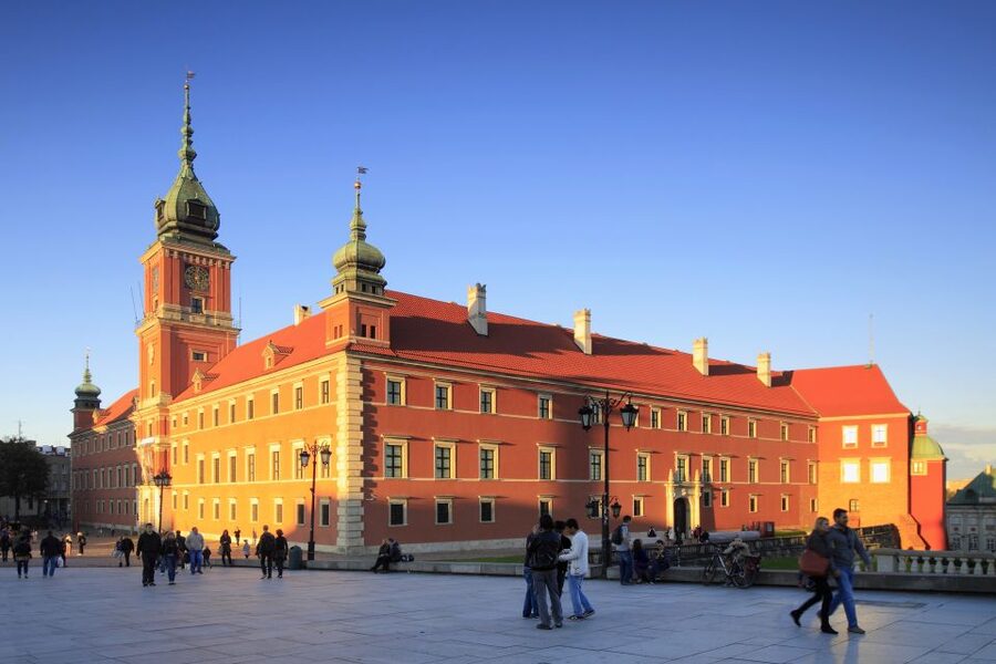 Warsaw: Skip-the-Line Royal Castle Guided Tour - The 2-hour small group choice