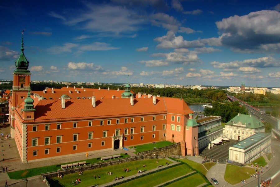 Warsaw: Skip-the-Line Royal Castle Guided Tour - Guides who make the difference