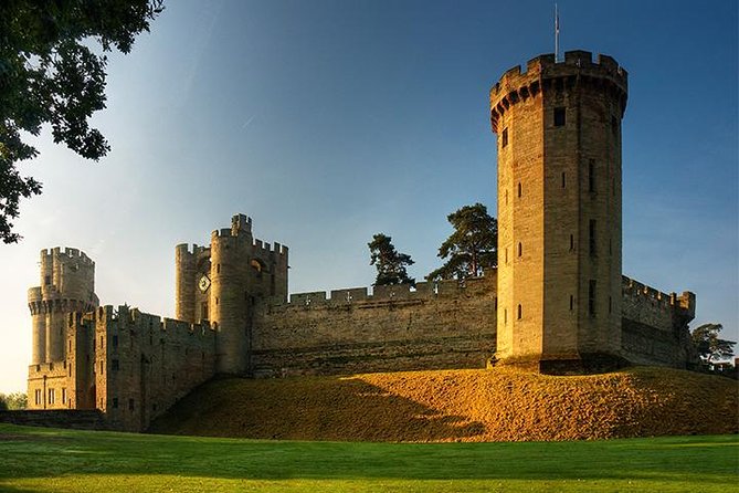 Warwick Castle Admission Ticket - Falconry, archery, and medieval action