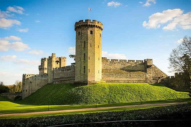 Warwick Castle Admission Ticket - Entering the medieval castle rooms