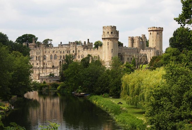 Warwick Castle, Oxford, Stratford-upon-Avon & Cotswolds Day trip - Four English favorites in one very full day