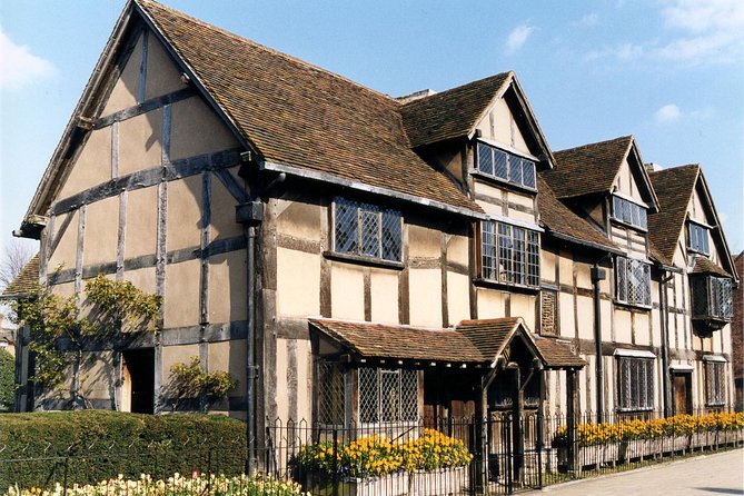 Warwick Castle, Oxford, Stratford-upon-Avon & Cotswolds Day trip - What the $109.57 price really buys