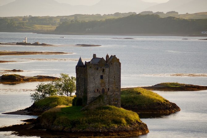 West Coast Lochs & Castles Tour - from Glasgow - Luss and the first look at Loch Lomond