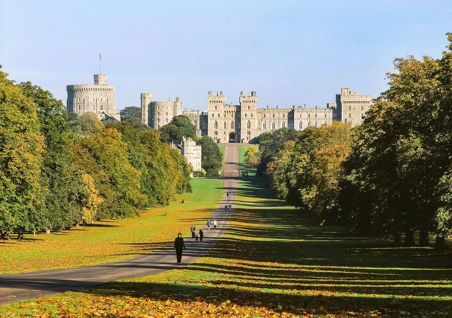 Windsor Castle Admission Ticket - George IV’s Semi-State Rooms in winter