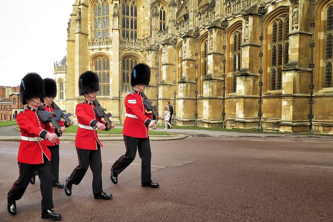 Windsor Castle Half Day Trip from London by Luxury Coach - Arriving at Windsor and passing through security