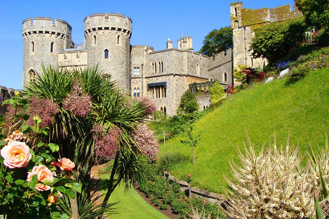 Windsor Castle, Stonehenge & Bath Private Car Tour from London - One Long Day, Three Very Different Britain’s