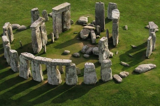 Windsor Castle, Stonehenge & Salisbury Cathedral Guided Tour - Should you book the Windsor, Stonehenge, and Salisbury tour?