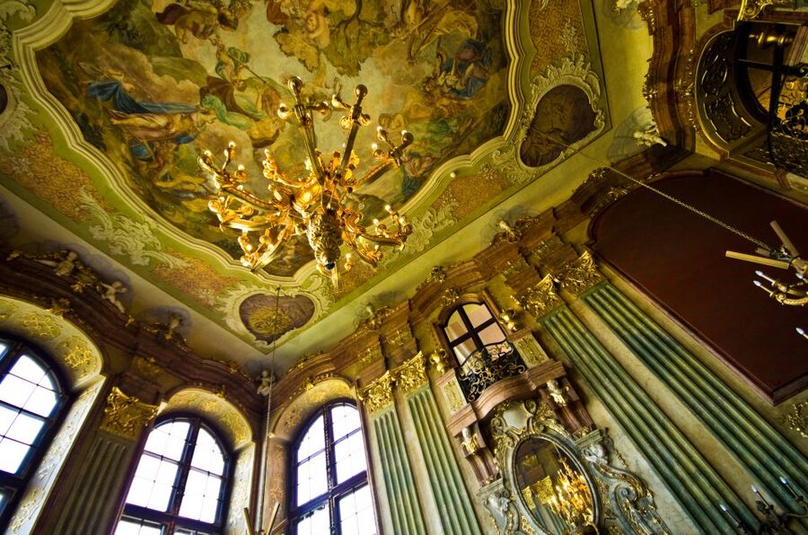 Wroclaw: Lower Silesia, Ksiaz Castle & Church of Peace Tour - Transport, group size, and the six-hour pace